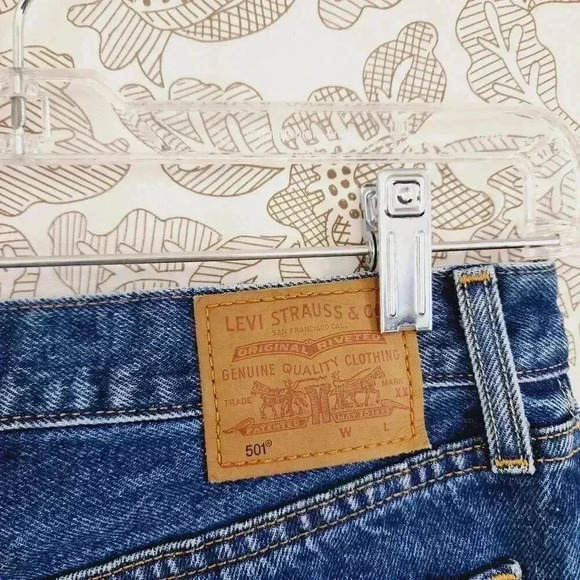 Levis Premium Women Distressed Jeans 30 L26 Blue Denim Bleached - Picture 9 of 10